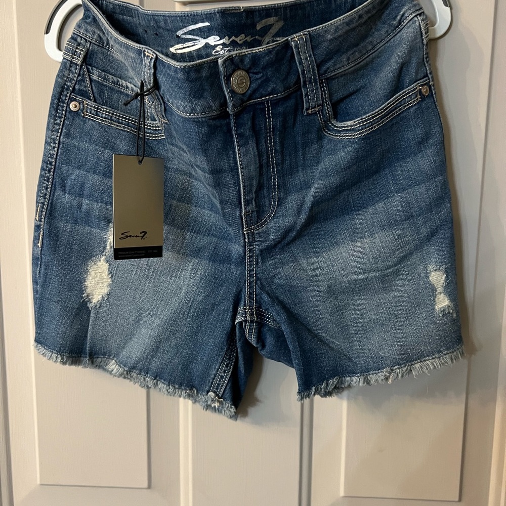 Seven7 Jean shorts size 12